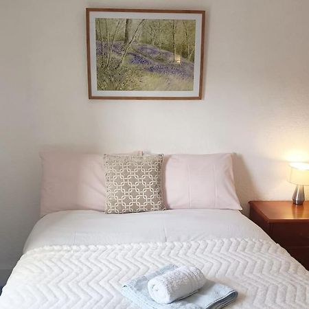 Cntrl Reading Modernized 3 Bedroom House Экстерьер фото